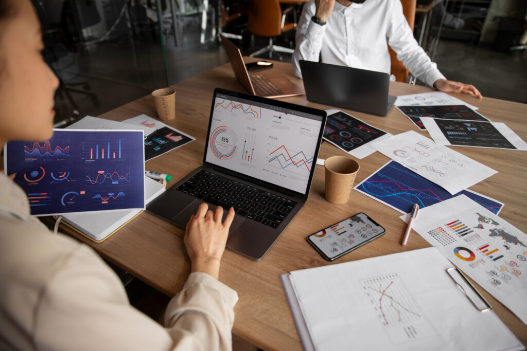 Collaborative Analysis of Energy Data and Performance Metrics