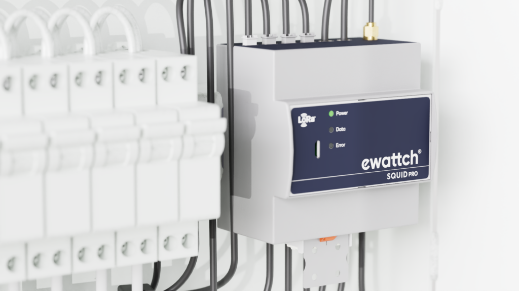 Module Squid Pro d’Ewattch installé dans un tableau électrique, mesurant les flux et consommations via LoRa.