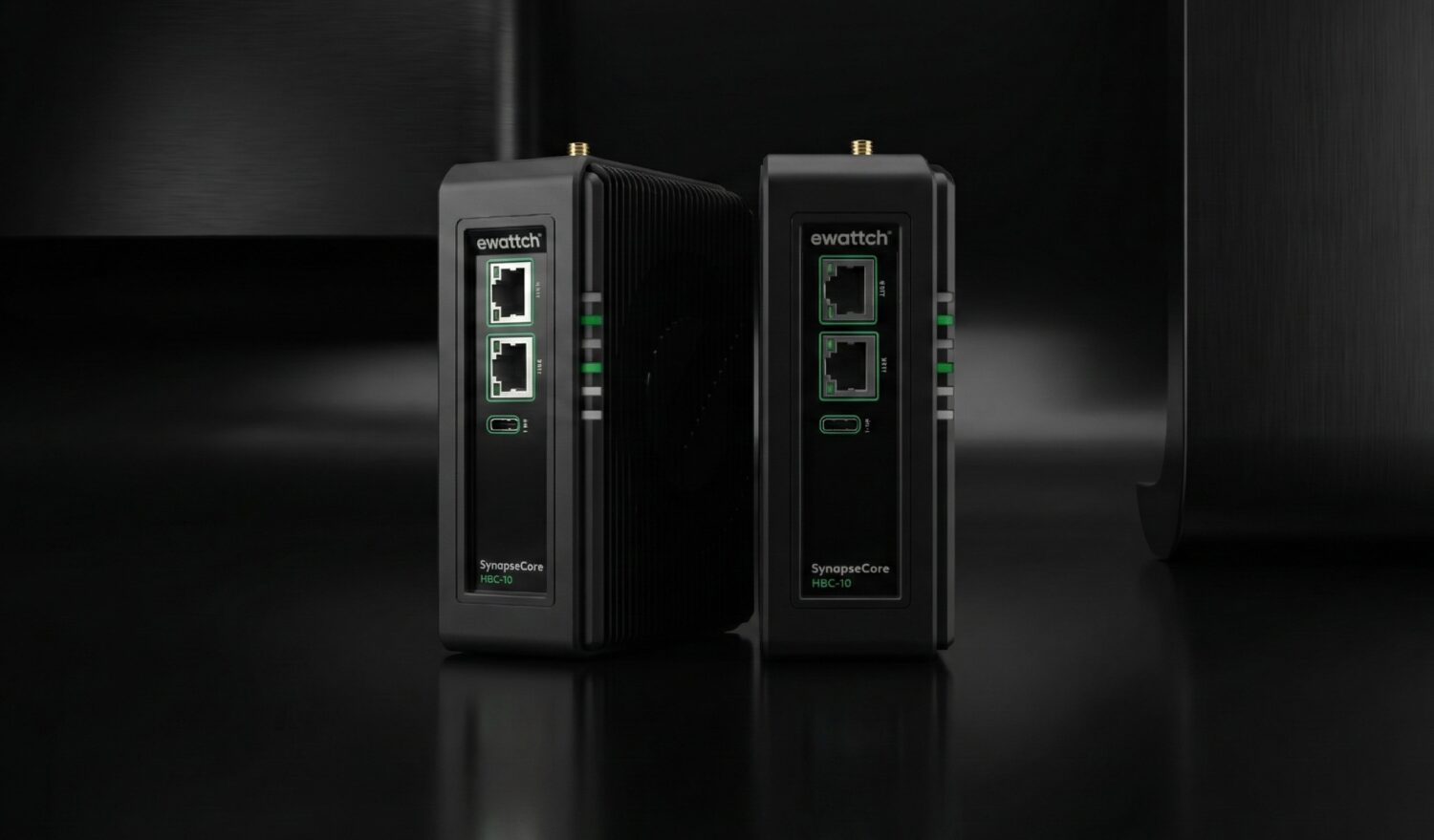 SynapseCore - Premier contrôleur hybride GTB + IoT.